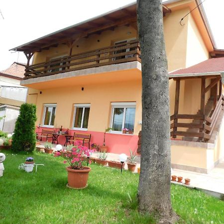 Hotel Éden II. Miskolc Esterno foto