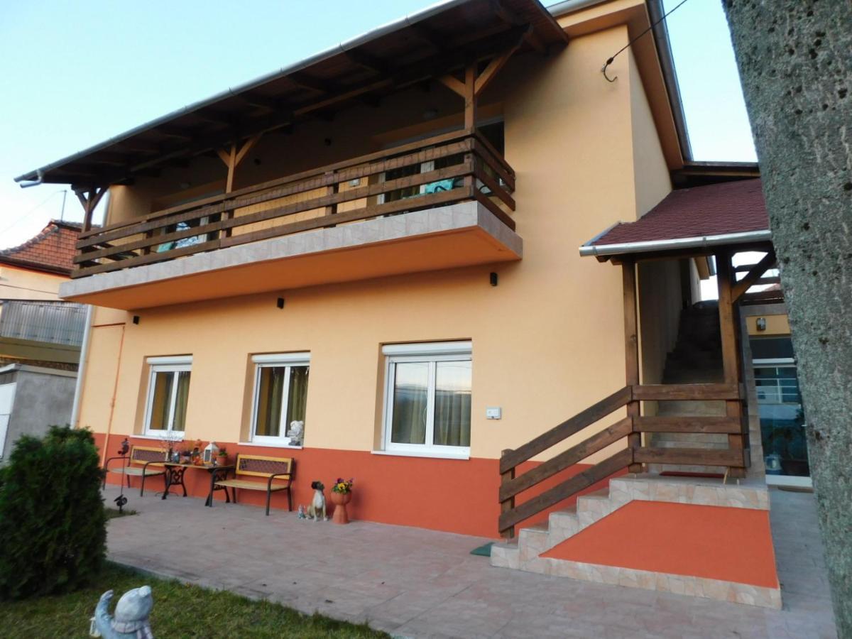 Hotel Éden II. Miskolc Esterno foto