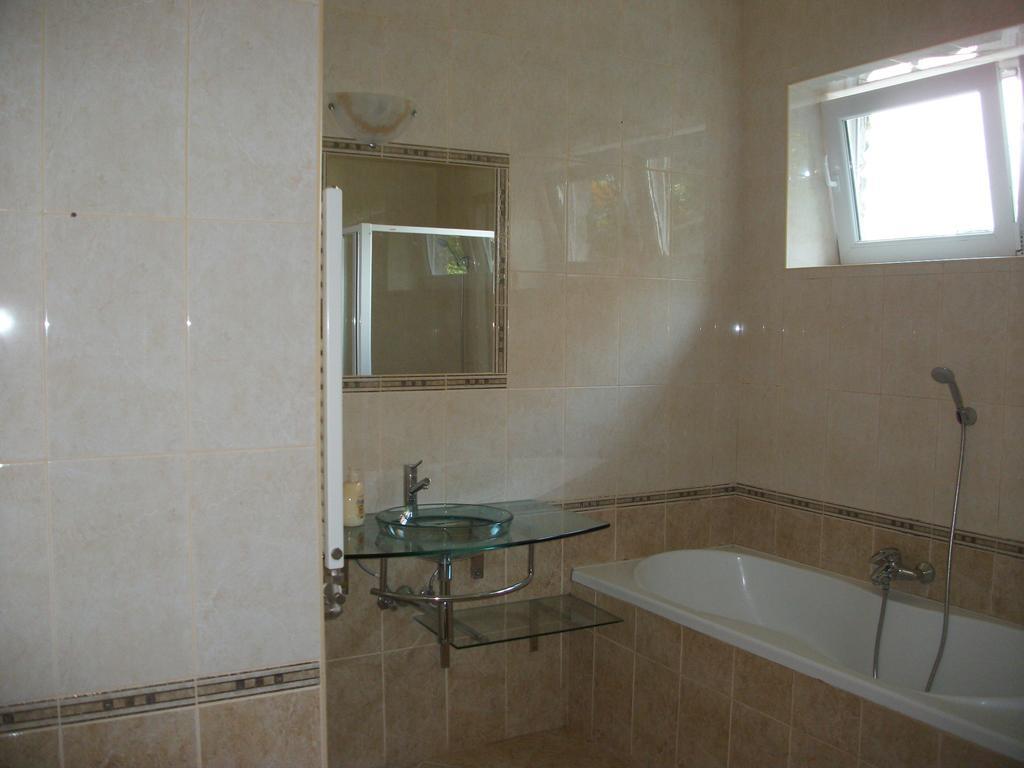 Hotel Éden II. Miskolc Esterno foto