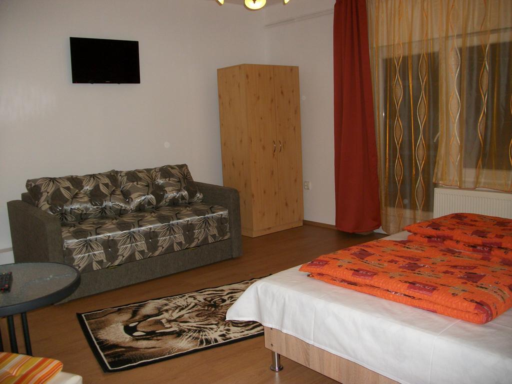 Hotel Éden II. Miskolc Esterno foto