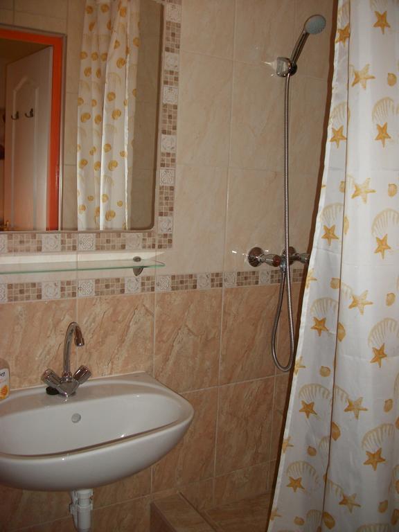 Hotel Éden II. Miskolc Esterno foto