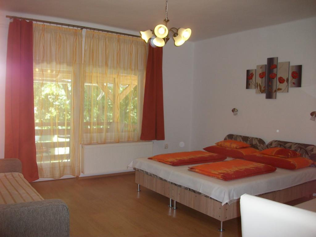 Hotel Éden II. Miskolc Esterno foto