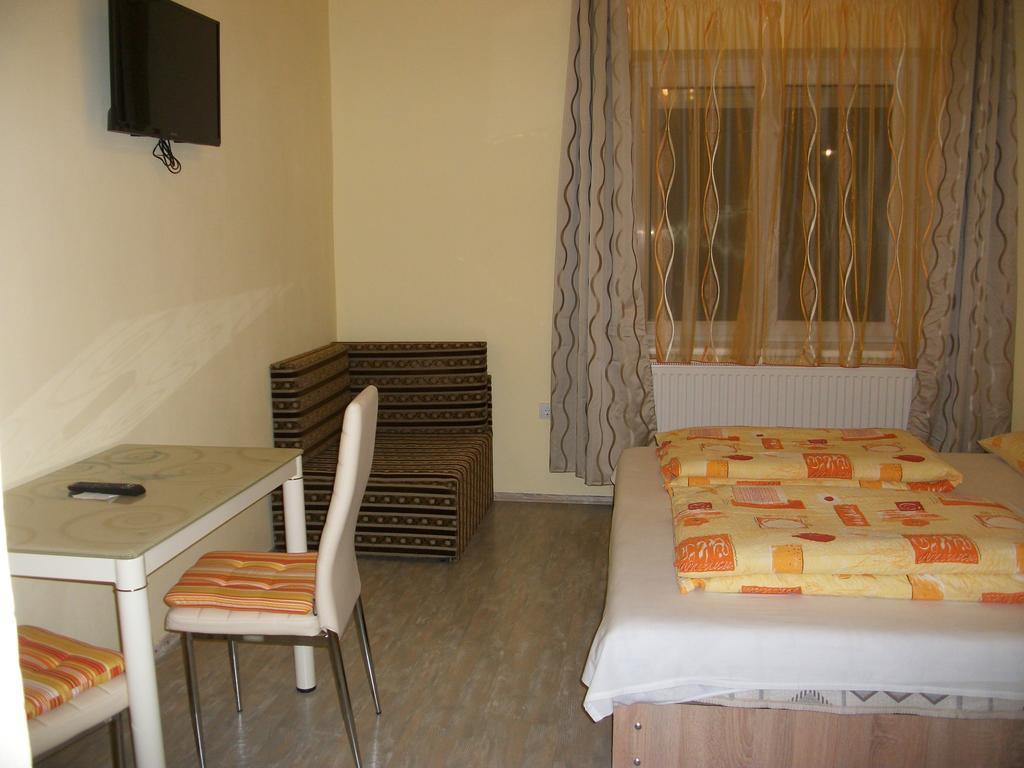 Hotel Éden II. Miskolc Esterno foto