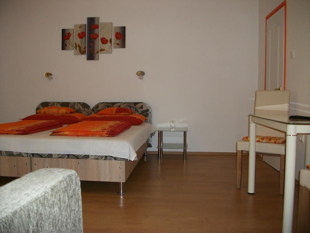Hotel Éden II. Miskolc Esterno foto