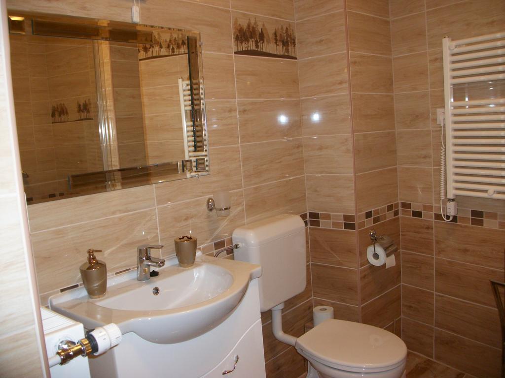 Hotel Éden II. Miskolc Esterno foto