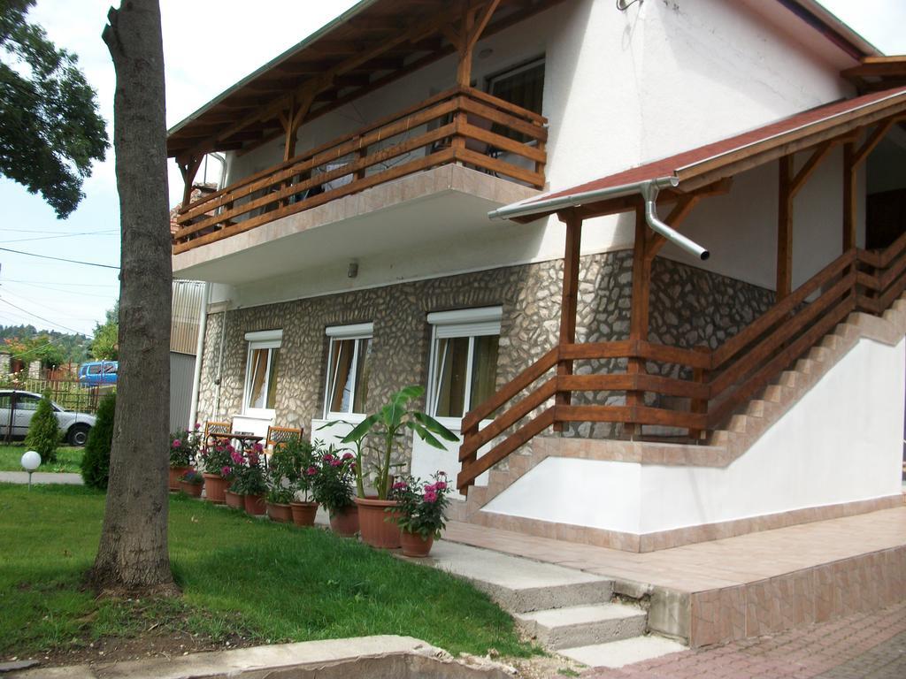 Hotel Éden II. Miskolc Esterno foto