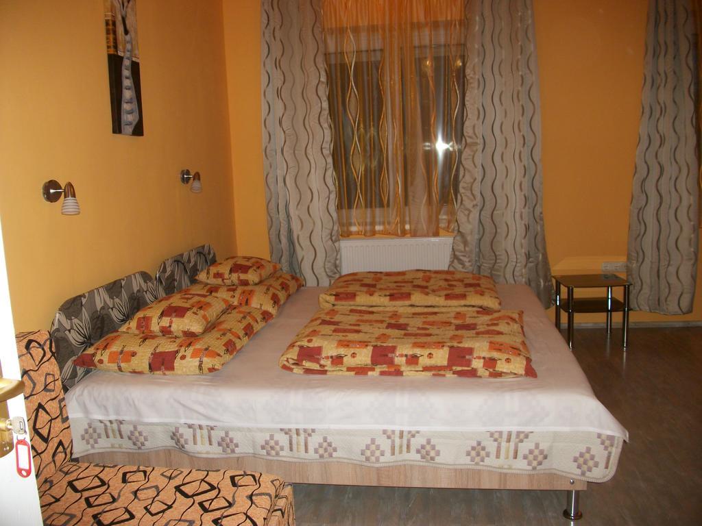 Hotel Éden II. Miskolc Esterno foto
